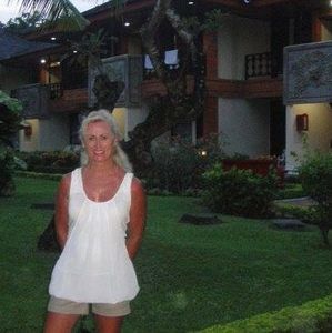 Meet your Posher, Bevy